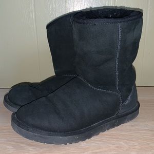 Black Short Classic UGG